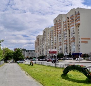 ул. Академика Шварца,14 в Каменске-Уральском - kamensk-uralsk.yutvil.ru