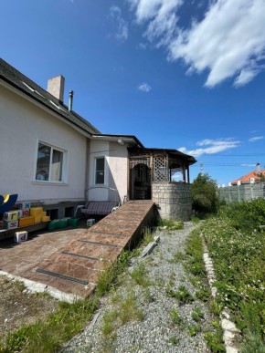ул. Кленовая,1 в Каменске-Уральском - kamensk-uralsk.yutvil.ru - фото 3